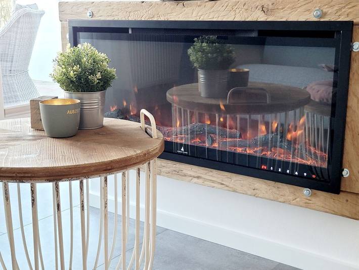 Ganze Wohnung, Moderne Ferienwohnung mit Terrasse, Parkplatz und sehr guter Ausstattung in Norddeich in Strand Norddeich, Norddeich