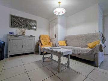 Gîte pour 6 Personnes dans Saint-Georges-Lagricol, Massif central, Photo 4