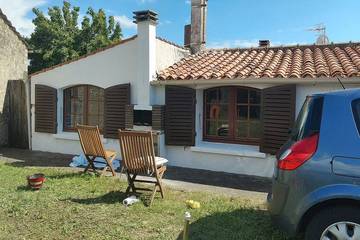 Gîte pour 5 personnes, avec jardin dans La Terrière