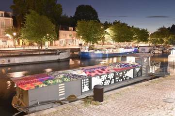 Bateau pour 2 personnes, avec terrasse dans les Pays de la Loire
