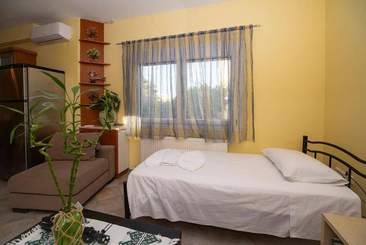 Gîte pour 4 personnes, avec terrasse, animaux acceptés dans Pythagoreio - 3