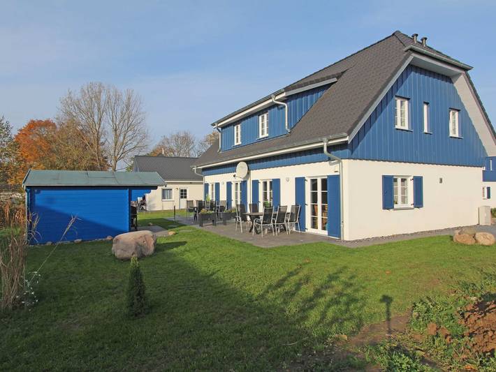 Bungalow für 8 Personen, mit Terrasse und Garten in Altefähr