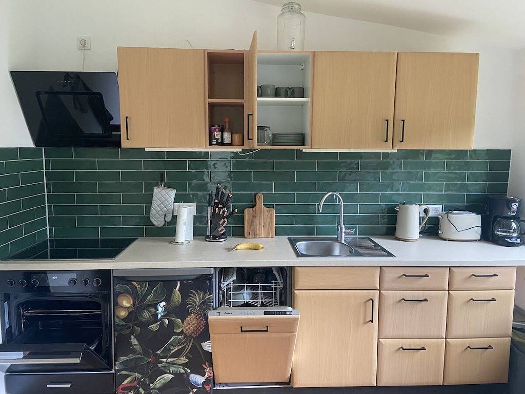 Little Green Basedow in Malchiner See, Basedow