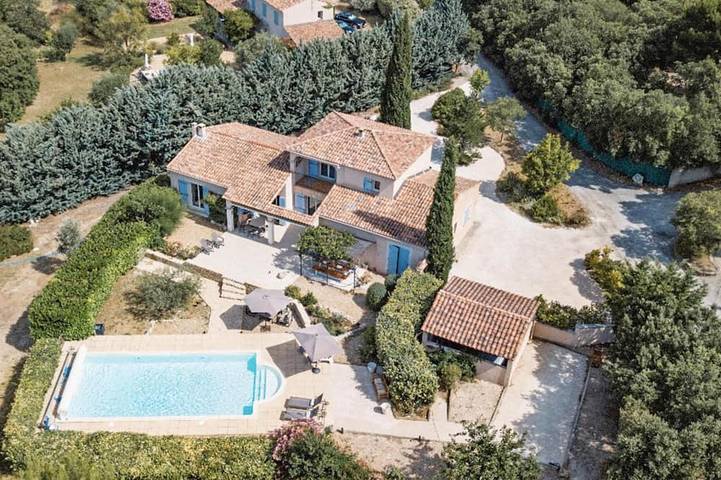 Villa for 8 people, with balcony and garden - 1