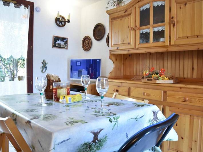 3-Zimmer-Haus, Familien- und haustierfreundlich, Pool, nahe Strand, 2 Terrassen, Parkplatz in Gruissan (Ville), Gruissan
