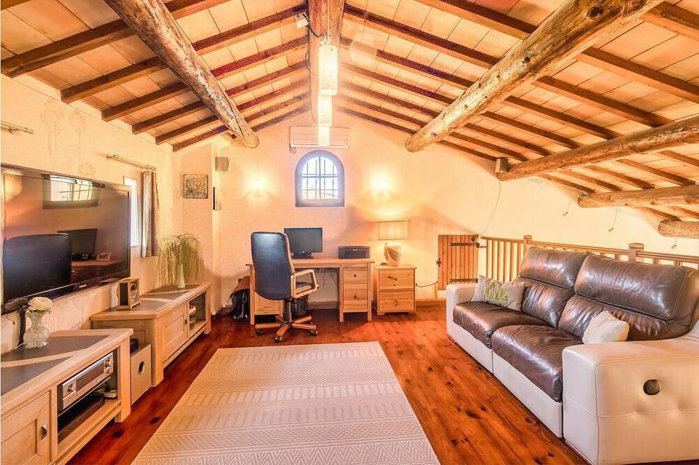 Villa con piscina Plage® y gran jardín sombreado en Provenza y Luberon. in Le Thor, Vaucluse
