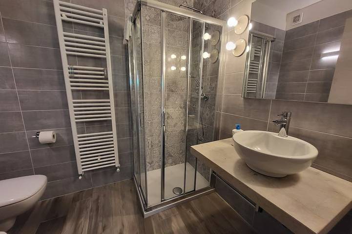 Luxusvilla, Bergblick, privater Pool, WLAN und optionaler Kochservice. in Piazza al Serchio, Garfagnana