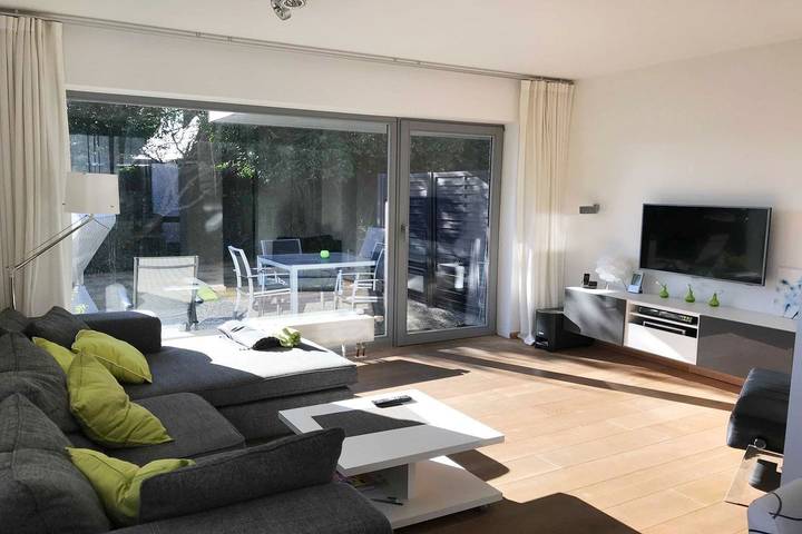 Ferienwohnung für 4 Personen, mit Terrasse und Garten - 1