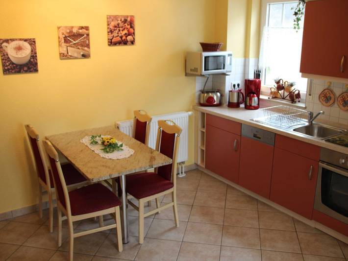 Ganze Ferienwohnung, Fewo Kluge, 100m zum Strand, mit Strandkorb, mit Wlan - Ferienwohnung in Ostseebad Karlshagen, Karlshagen