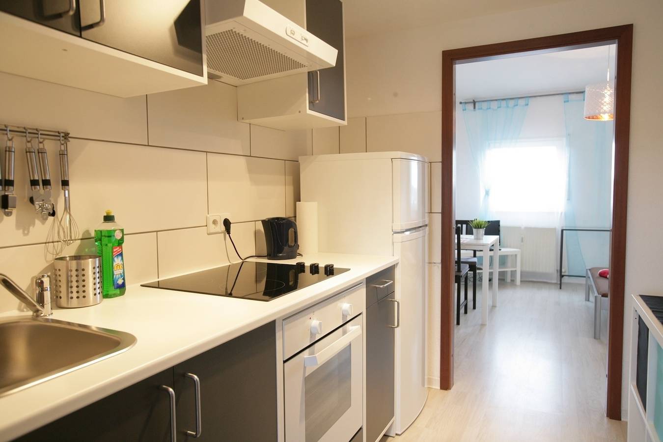 Apartamento vacacional entero, Schönes Apartment mit direkten Einkaufmöglichkeiten in Karlsruhe in Karlsruhe, Llanura del Rin