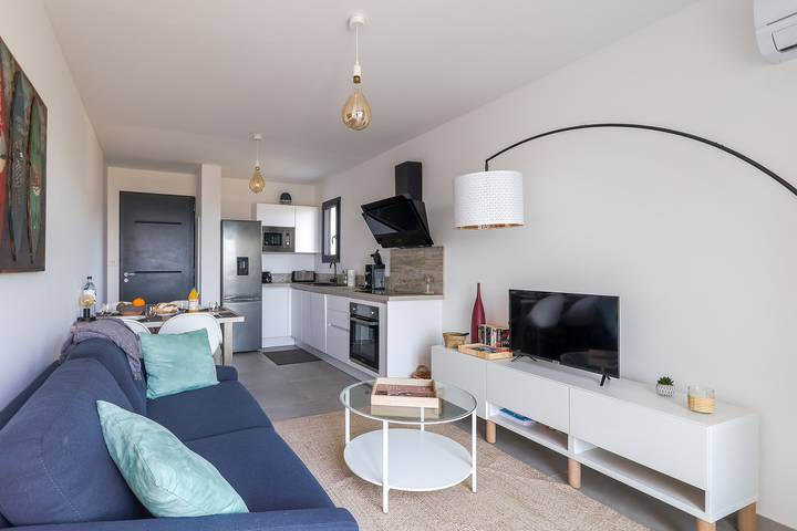 Gîte pour 4 personnes, avec jardin et terrasse à Lumio - 2