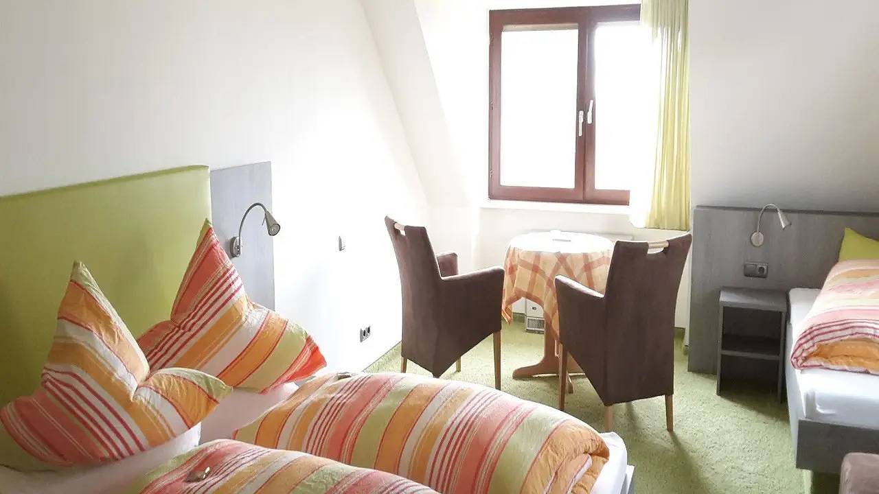 Mehrbettzimmer für 4 Personen in Hagnau in Hagnau am Bodensee, Region Bodensee-Oberschwaben