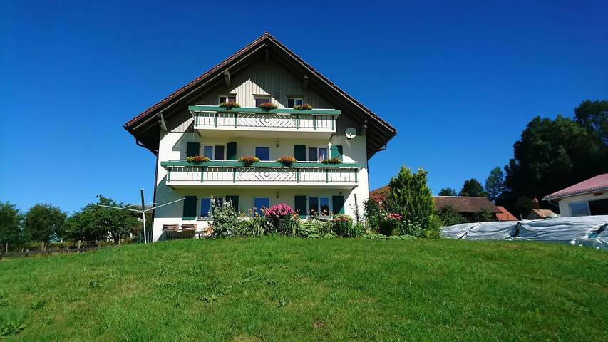 Ferienwohnung für 7 Personen, mit Terrasse in Isny im Allgäu - 2