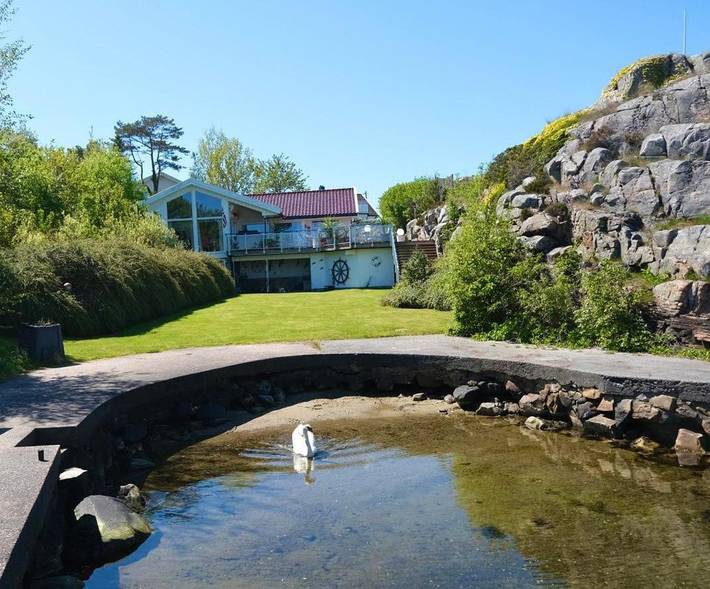 Ferienhaus mit Meerblick für 8 Personen, mit Ausblick und Garten in Kristiansand