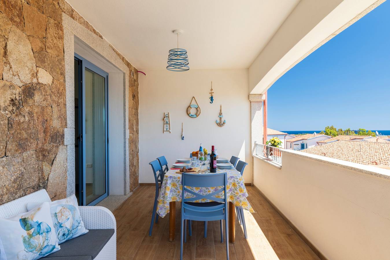 Appartamento Privato con Vista Mare Mozzafiato a La Caletta Sardegna - 2 Camere, 3 Letti, 1 Bagno in La Caletta, Siniscola
