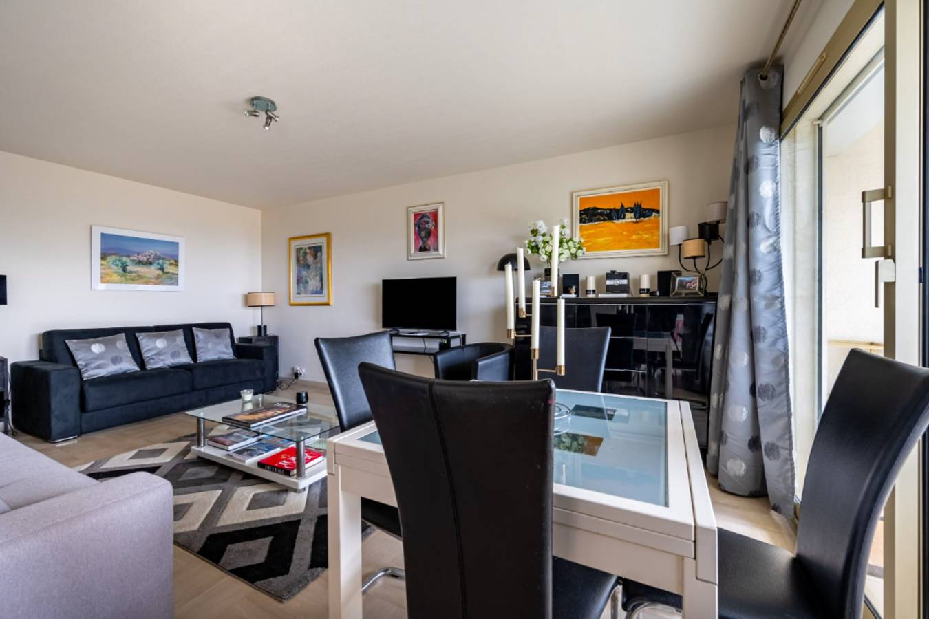 Studio entier, Studio avec vue sur mer et piscine in Mougins, Région de Cannes
