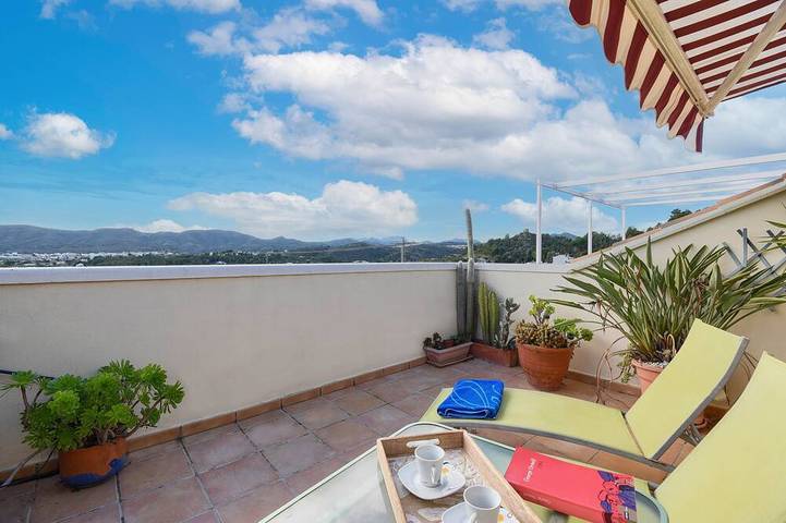 Holiday apartment for 6 people, with pool and garden as well as balcony - 1