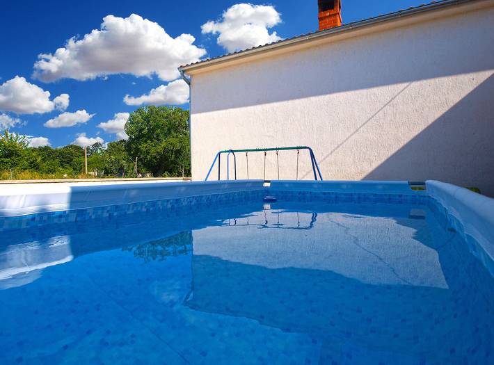 Location de vacances pour 4 personnes, avec piscine et balcon à Svetvinčenat - 2