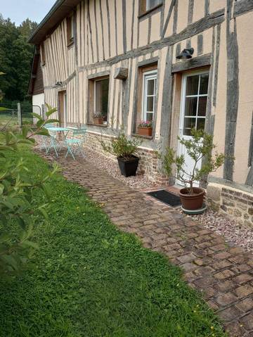 Appartement de vacances pour 2 personnes, avec jardin dans l' Eure