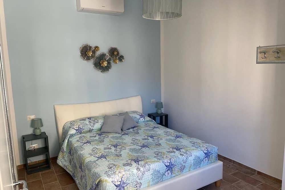 Apartamento entero, Maddy House - 50 mt from the sea, bright and new apartment in Porto S. Stefano in Porto Santo Stefano, Provincia de Grosseto