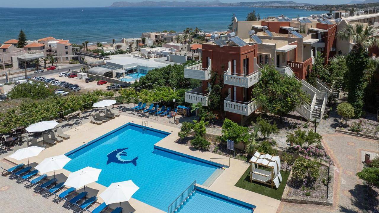 Ekavi Apartments in Kato Stalos, Agia Marina