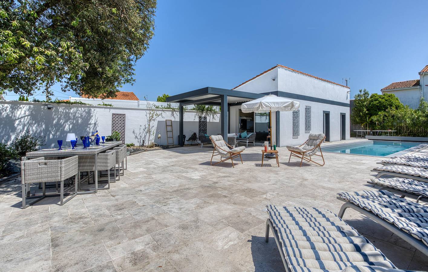 Vakantiehuis voor 10 Personen in Royan, Rochefort en omgeving