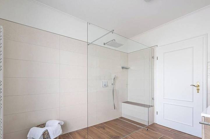 Ganze Wohnung, Landhausvilla Süderhafen - Kleiner Luxus - Kleiner Luxus in Nordstrand (Gemeinde), Nordstrand