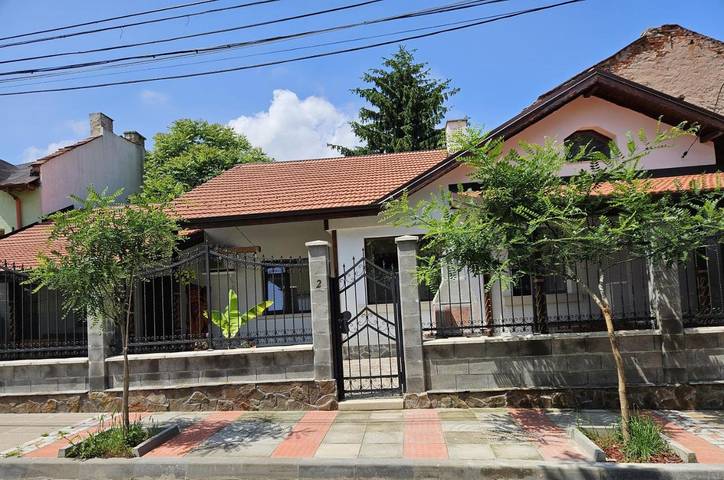 Appartement de vacances pour 3 personnes, avec jardin et vue, animaux acceptés