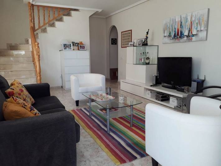 Casa rural para 6 personas, con jardín y vistas al lago además de piscina y vistas, Se admiten mascotas en Rojales - 4