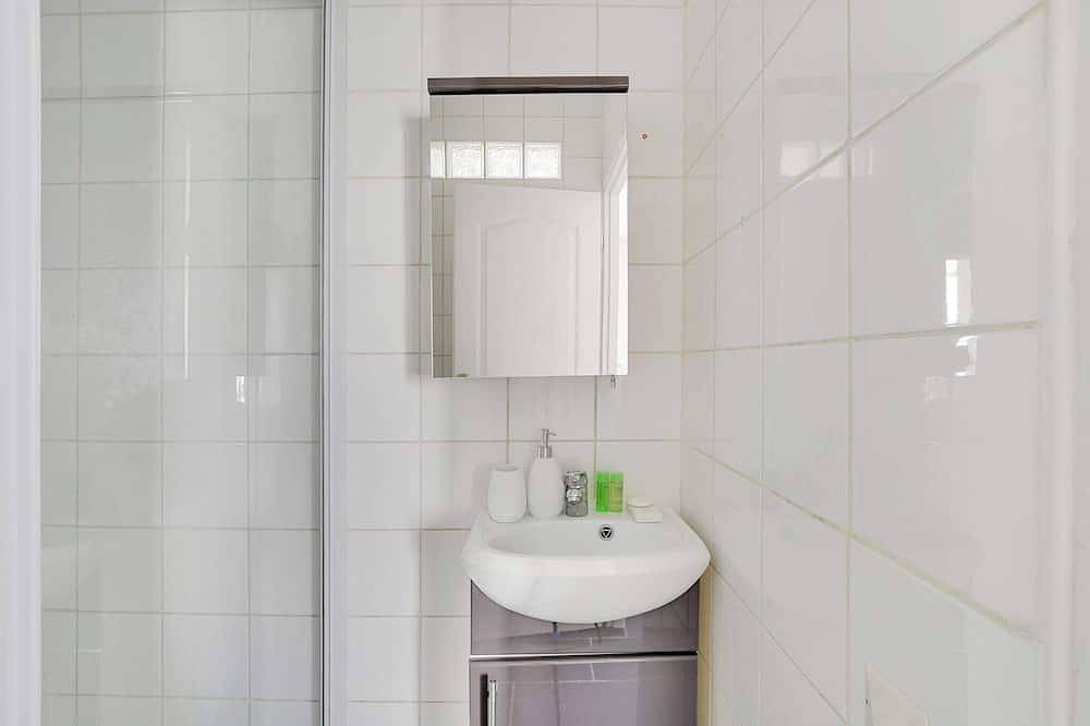 Apartamento entero, Acogedor estudio - 2P - Pantin/Édouard Vaillant in Pantin, Sena-Saint Denis