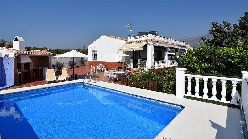 Villa für 4 Personen, mit Terrasse und Garten an der Costa del Sol