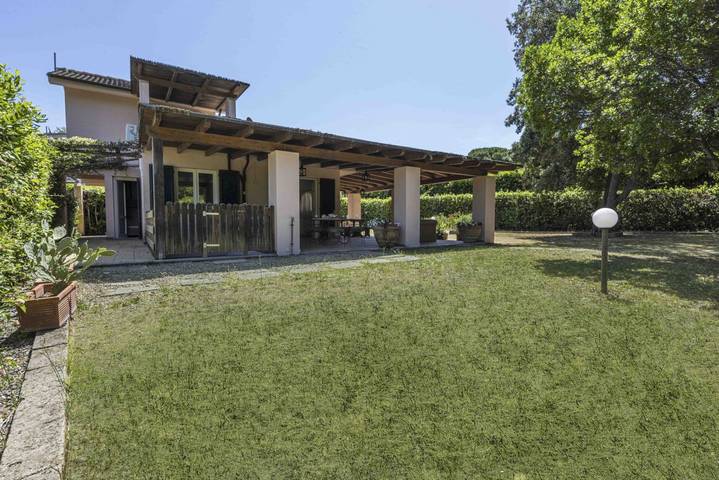 Villa für 8 Personen, mit Garten in Castiglione della Pescaia - 2
