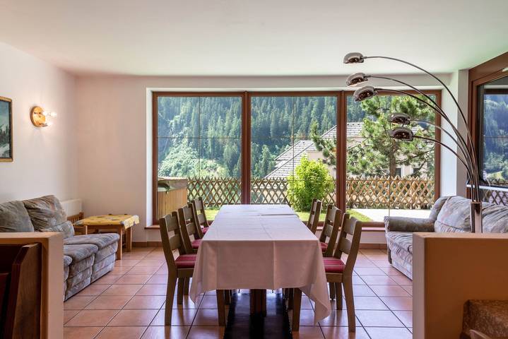 Gîte pour 12 personnes, avec sauna et jardin dans Santa Cristina Val Gardena - 2