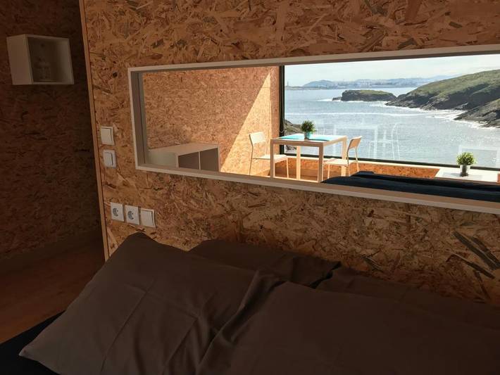 Apartamento para 2 personas, con vistas además de piscina y jardín en Oleiros (Espanha)