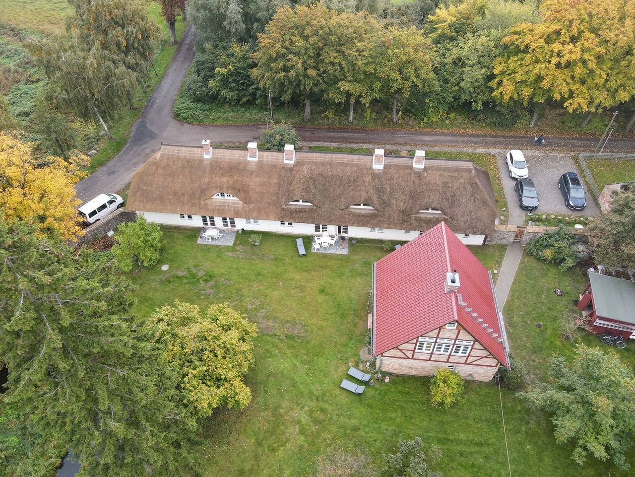 Ganze Ferienwohnung, Katen am Schwanenteich - Graue Kate-große Fewo bis 7 Per.; sep. Sz, Kü, Garten in Lassan, Stettiner Haff