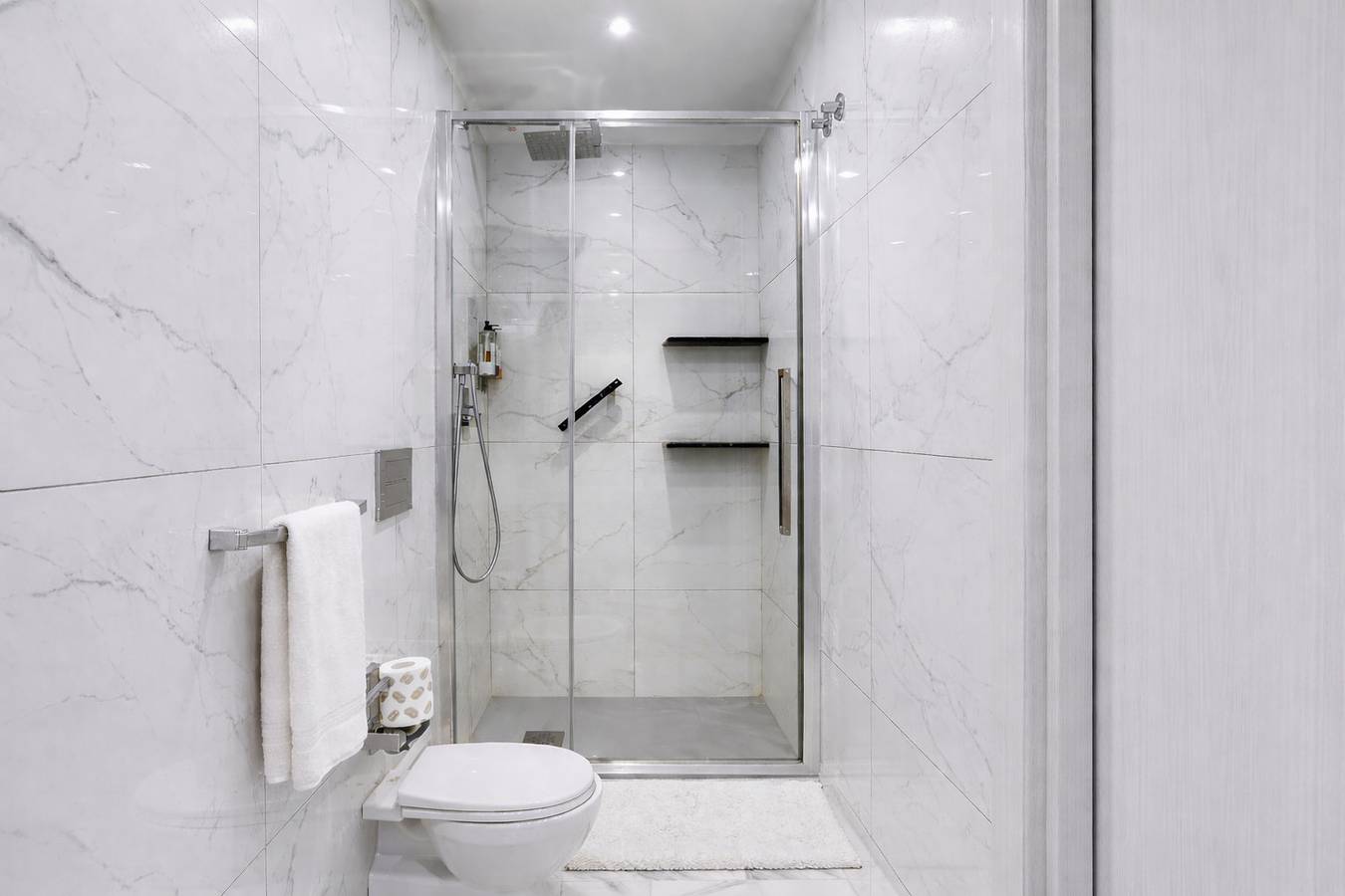 Appartement entier, Appartement de vacances pour 2 personnes avec balcon/terrasse in Rome, Province de Rome