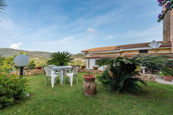 Ferienhaus für 6 Personen, mit Garten in Chia - 2