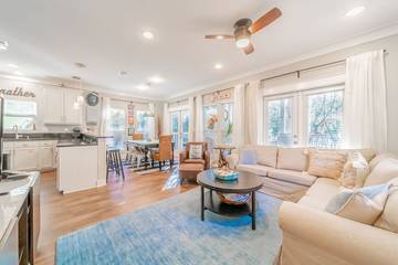 Cabin for 6 Guests in Emerald Coast, Walton County, Picture 1