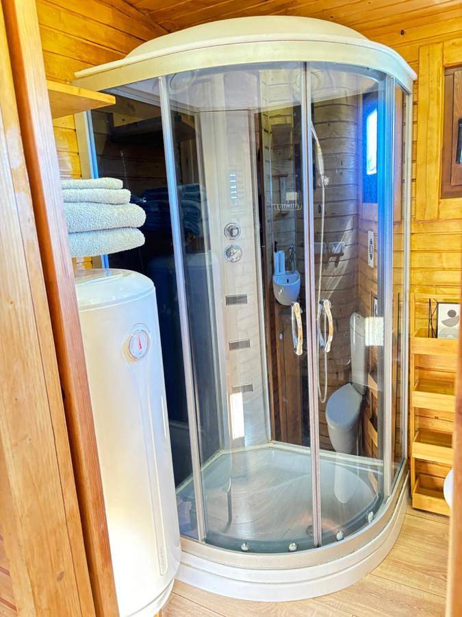 Camping pour 2 personnes, avec jardin et balcon à Fréjus - 3