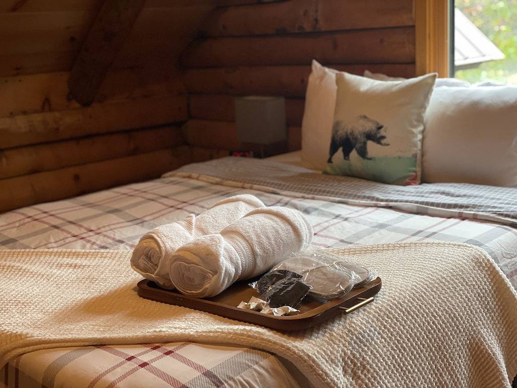 Log Cabin for 6 Guests in Madison (NH), New Hampshire