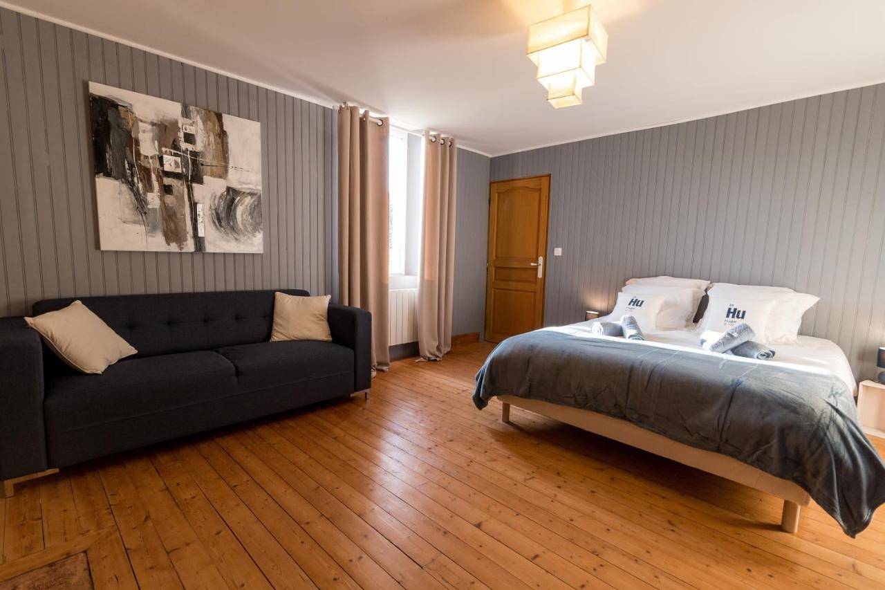 Three-Bedroom House in Mosles, Région de Bayeux