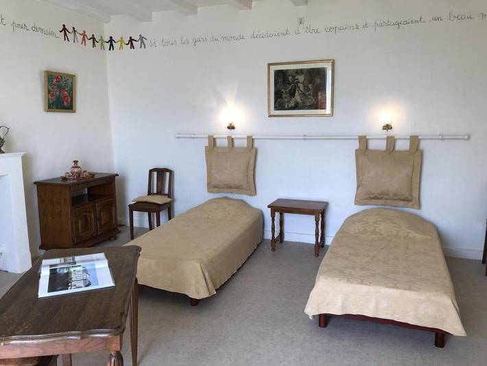Location de vacances pour 6 personnes, avec jardin à Avanton - 4