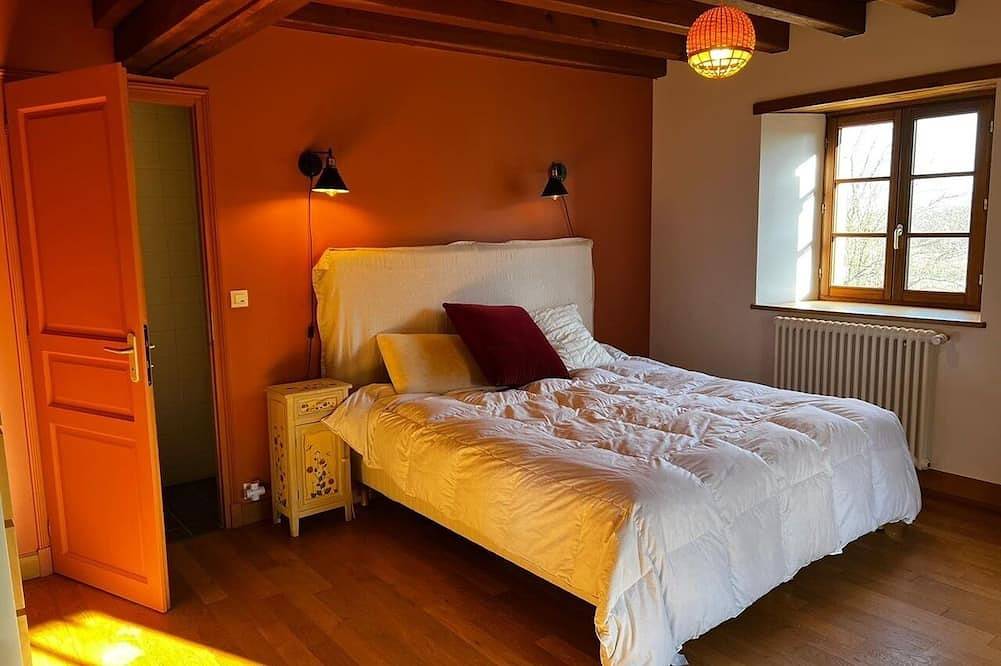 Les Janets Grande Maison 12 Personnes Proche Guédelon in Saint-Sauveur-en-Puisaye, Auxerre und Umgebung