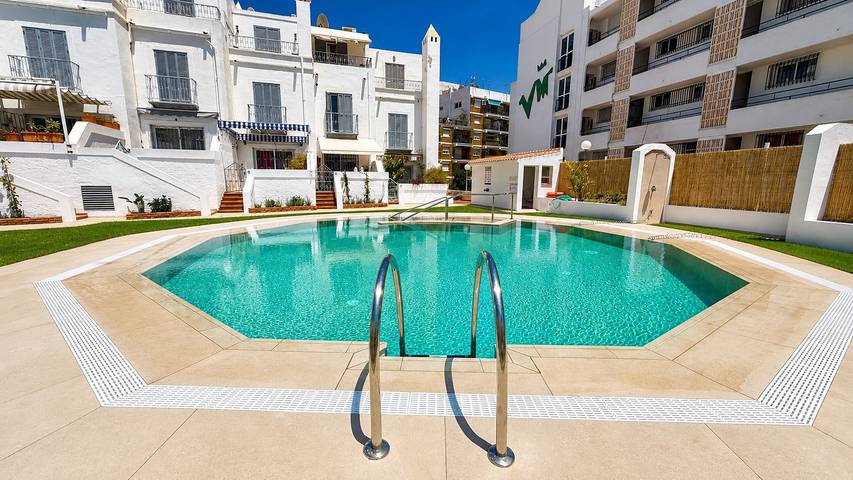 Ganze Wohnung, Huertos De Nerja in Playa Carabeíllo, Nerja