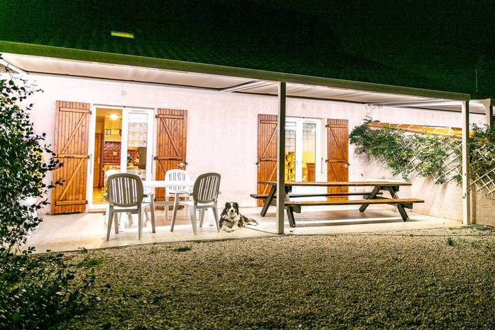 Gîte pour 8 personnes, avec jardin ainsi que sauna et piscine à Elne - 2