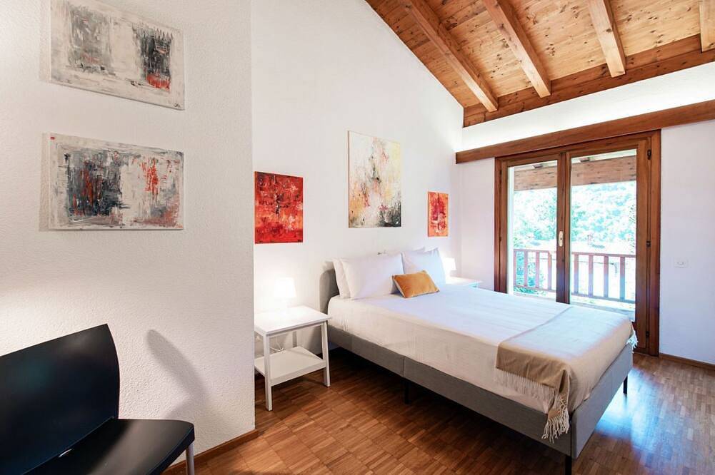 Ganze Wohnung, Zwischen Seen und Natur (Casa Ortensia) in Monteggio, Ticino
