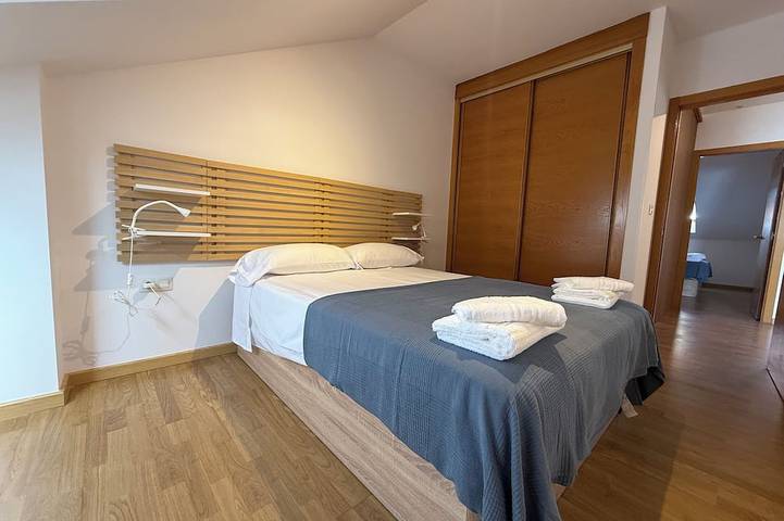 Ganze Wohnung, Loft with charm and free private garage in finisterre in Sardiñeiro, Fisterra