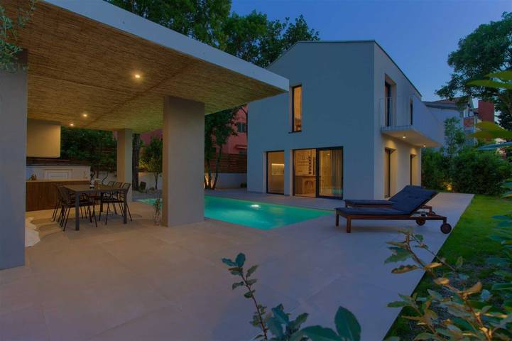 Ferienwohnung für 6 Personen, mit Pool und Balkon/Terrasse sowie Terrasse, mit Haustier - 1