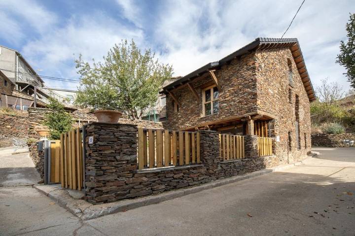 Casa rural para 12 personas, Se admiten mascotas en Prádena de Atienza