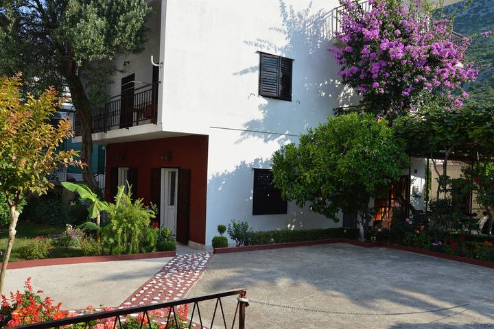 Apartament wakacyjny dla 4 osób w Podaca
